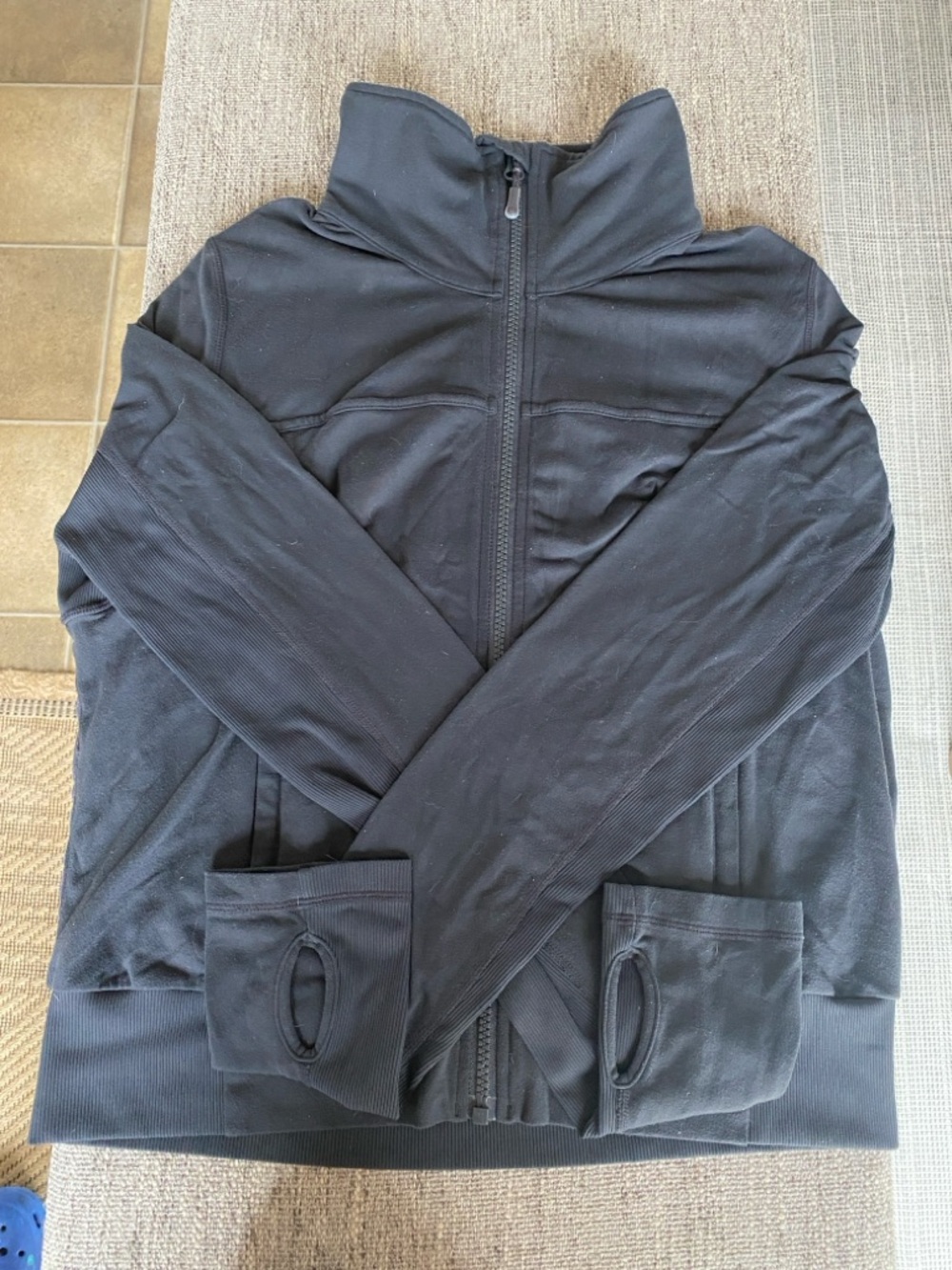 Lululemon Grey Full-Zip Thumbhole Jacket. Sheer Breathable Back